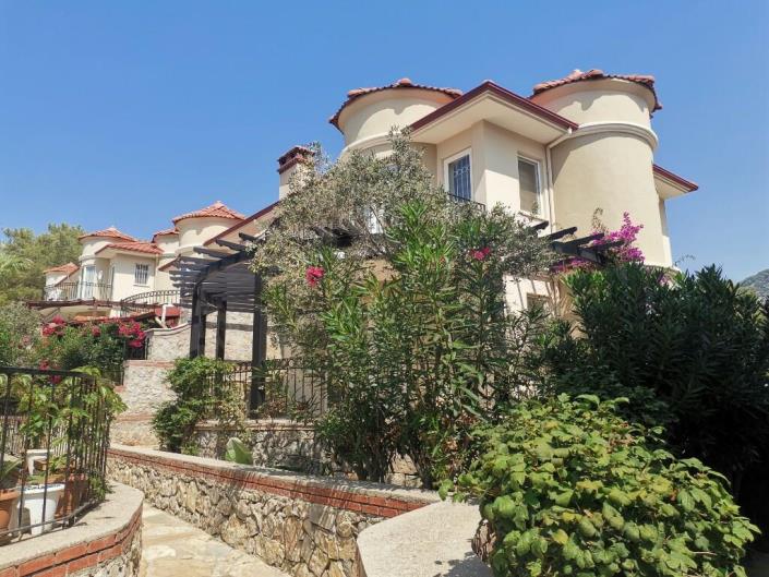 Image No.7-2 Bed Semi-Detached for sale