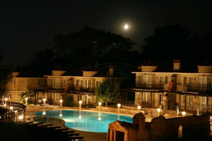 Image No.25-2 Bed Semi-Detached for sale