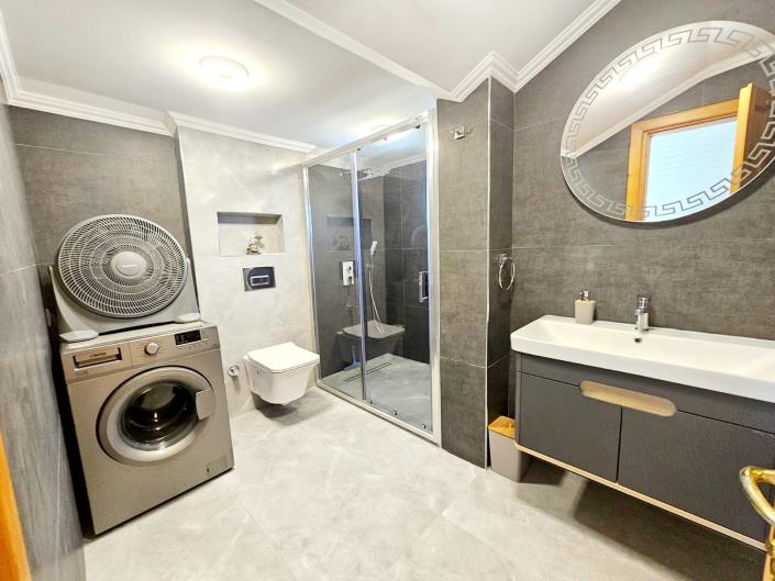 Image No.18-3 Bed Duplex for sale