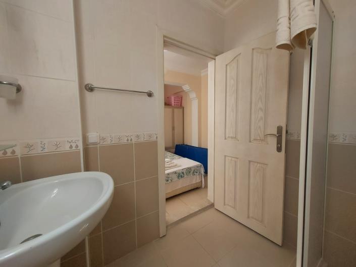 Image No.9-4 Bed Duplex for sale