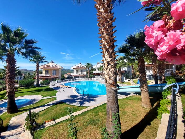 Image No.16-4 Bed Duplex for sale