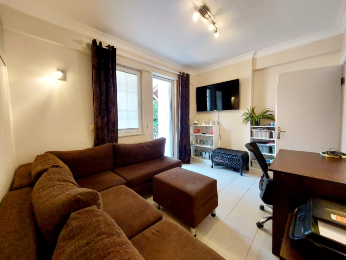 Image No.12-4 Bed Duplex for sale