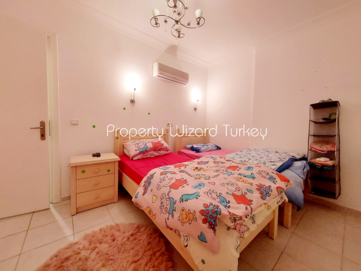 Image No.22-4 Bed Duplex for sale