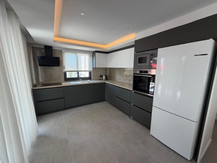 Image No.8-4 Bed Villa / Detached for sale