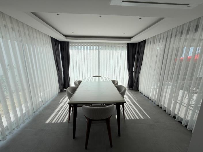 Image No.15-4 Bed Villa / Detached for sale