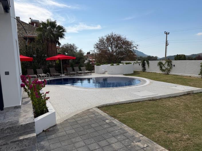 Image No.55-4 Bed Villa / Detached for sale