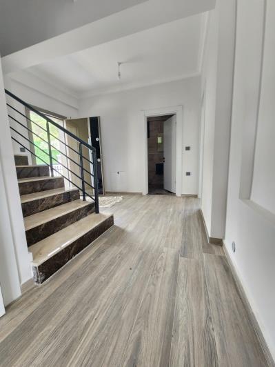 Image No.8-4 Bed Villa for sale