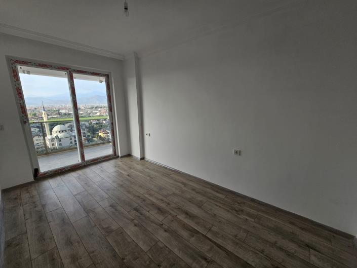 Image No.17-4 Bed Duplex for sale