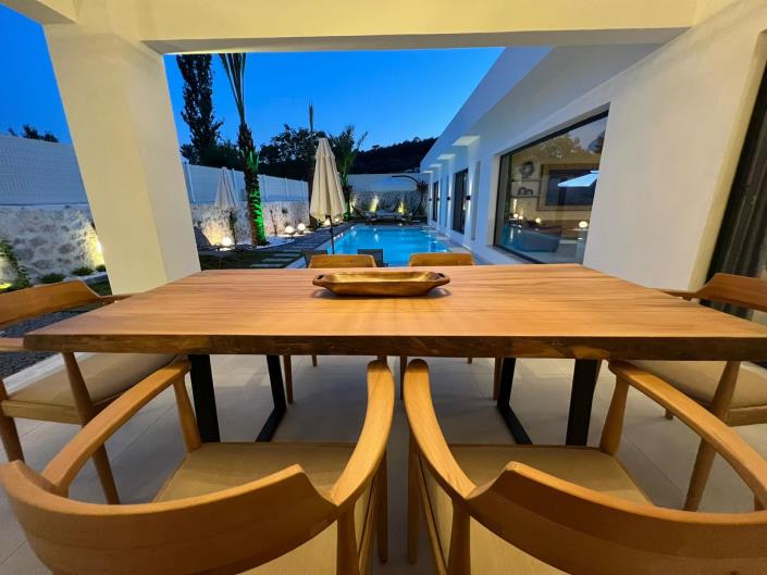 Image No.13-3 Bed Villa / Detached for sale