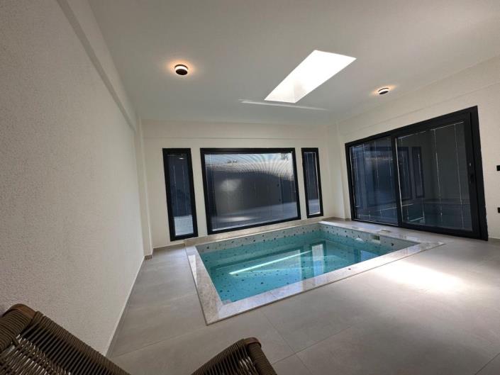 Image No.14-3 Bed Villa / Detached for sale