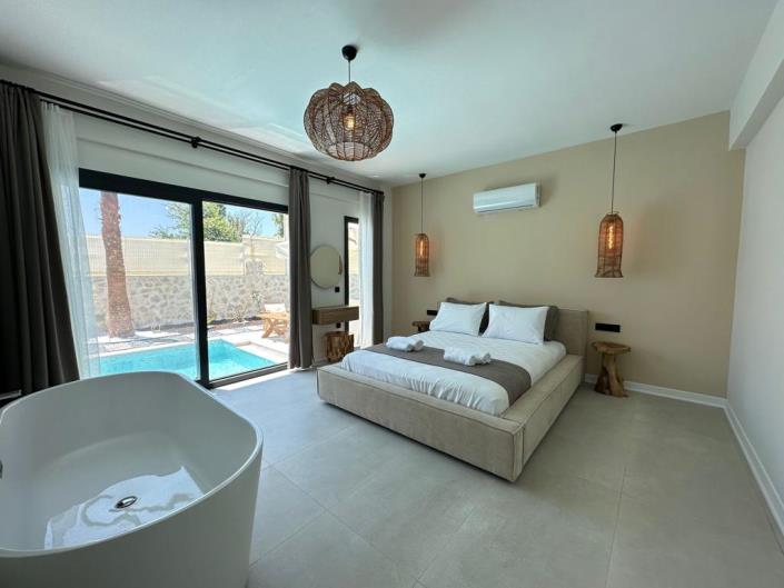 Image No.23-3 Bed Villa / Detached for sale