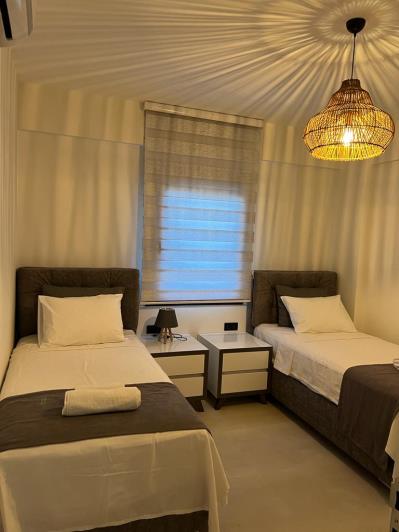 Image No.30-3 Bed Villa / Detached for sale