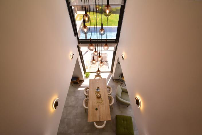 Image No.8-4 Bed Villa / Detached for sale