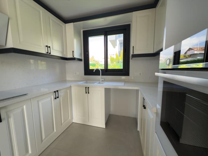 Image No.14-4 Bed Villa / Detached for sale