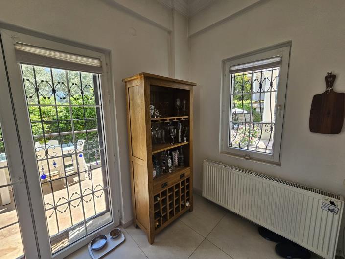 Image No.16-3 Bed Villa / Detached for sale