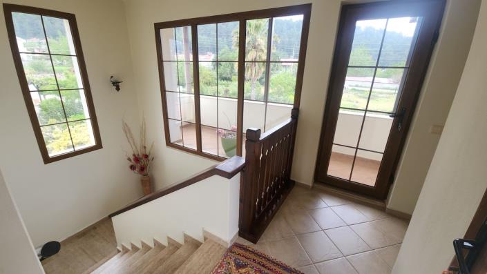 Image No.18-3 Bed Villa / Detached for sale