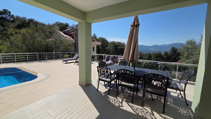 Image No.2-5 Bed Villa / Detached for sale