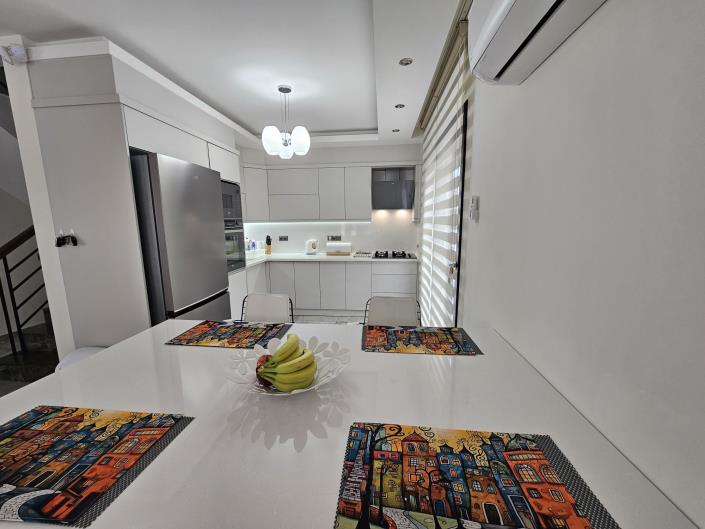 Image No.14-4 Bed Villa for sale