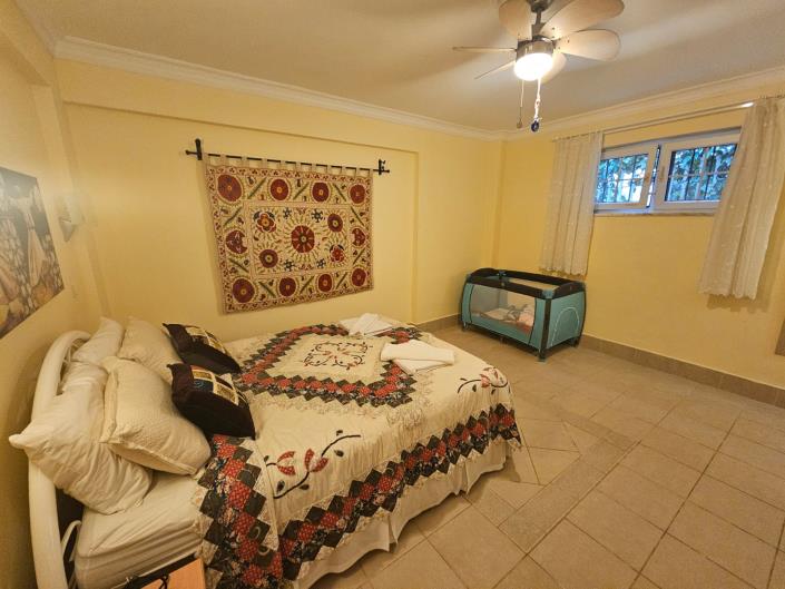 Image No.21-4 Bed Villa / Detached for sale