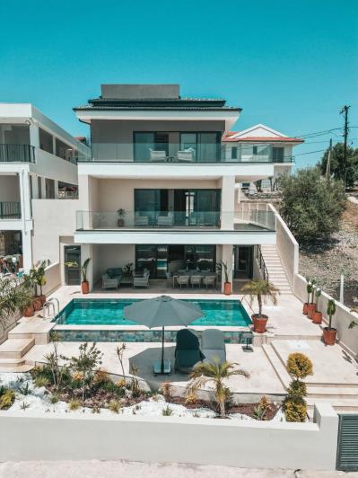 Image No.2-3 Bed Villa / Detached for sale