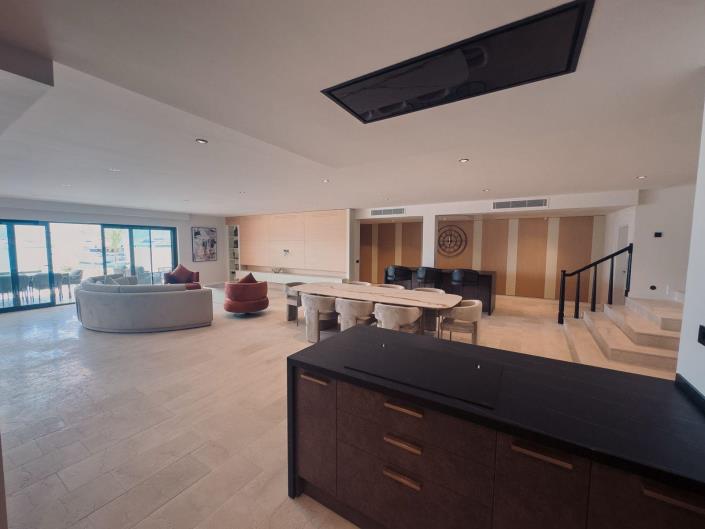 Image No.8-3 Bed Villa / Detached for sale