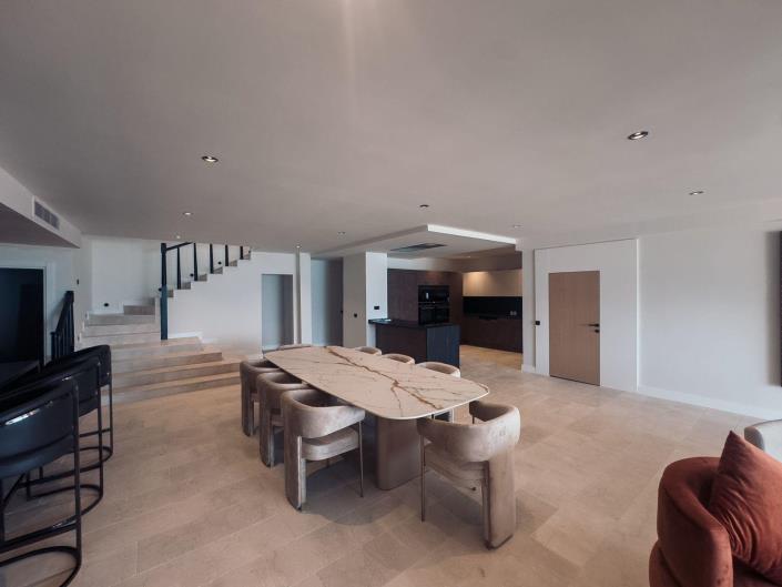 Image No.11-3 Bed Villa / Detached for sale