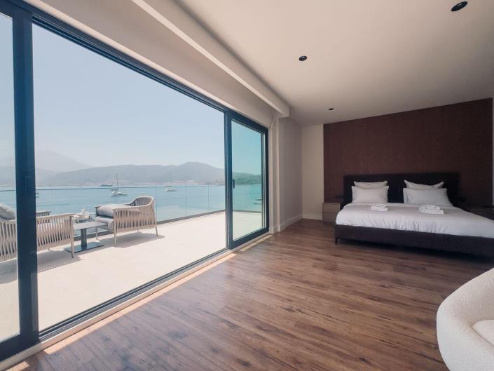 Image No.17-3 Bed Villa / Detached for sale