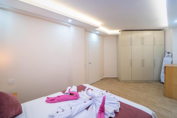 Image No.16-3 Bed Apartment for sale