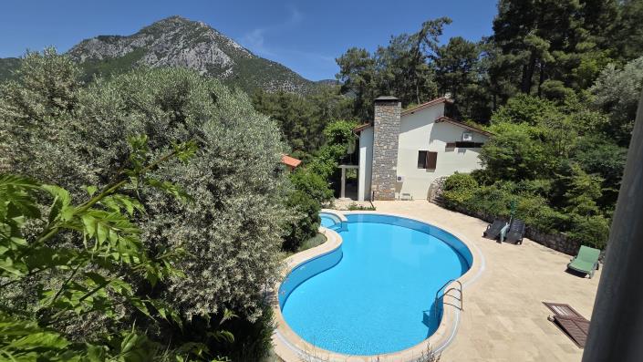 Image No.27-3 Bed Villa / Detached for sale