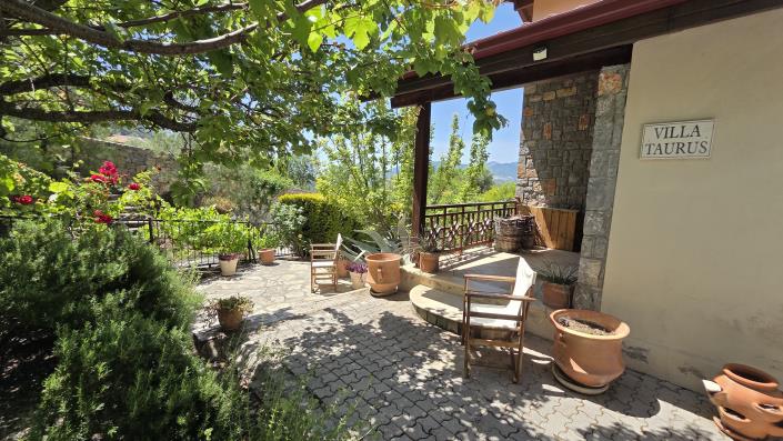 Image No.30-3 Bed Villa / Detached for sale