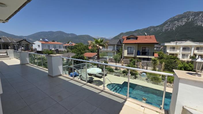 Image No.39-4 Bed Villa / Detached for sale