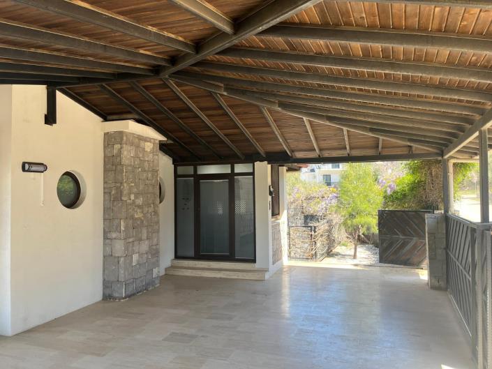 Image No.14-6 Bed Villa / Detached for sale