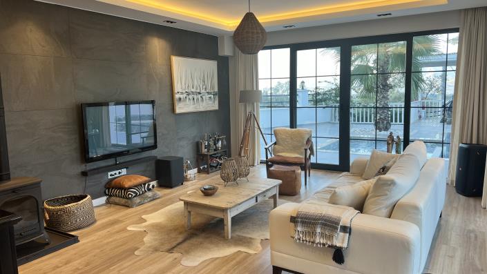 Image No.6-4 Bed Villa / Detached for sale