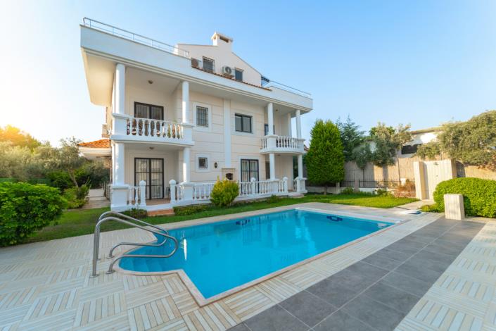 Image No.1-3 Bed Duplex for sale