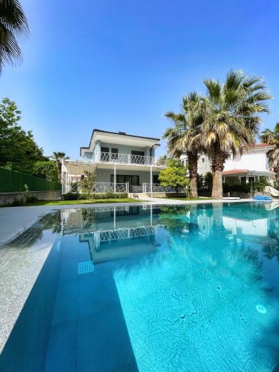 Image No.1-4 Bed Villa for sale