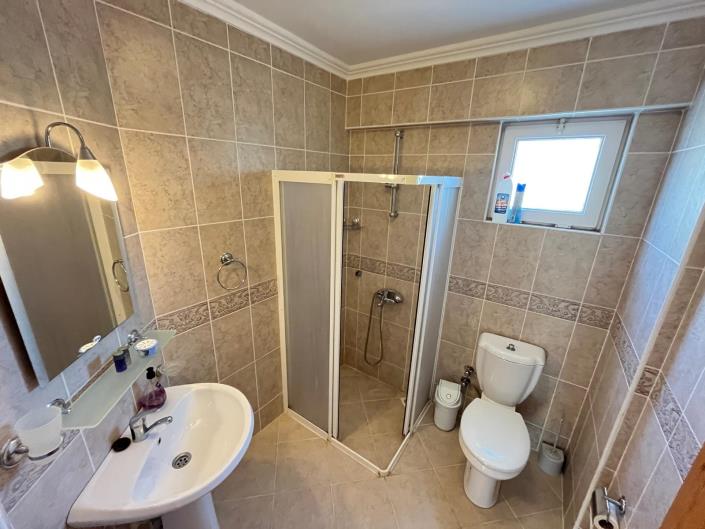 Image No.15-4 Bed Villa / Detached for sale