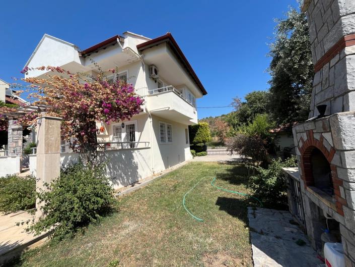 Image No.27-4 Bed Villa / Detached for sale