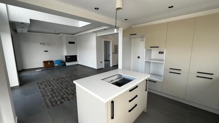 Image No.4-4 Bed Villa for sale