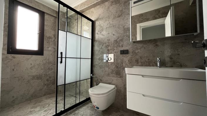 Image No.15-4 Bed Villa for sale