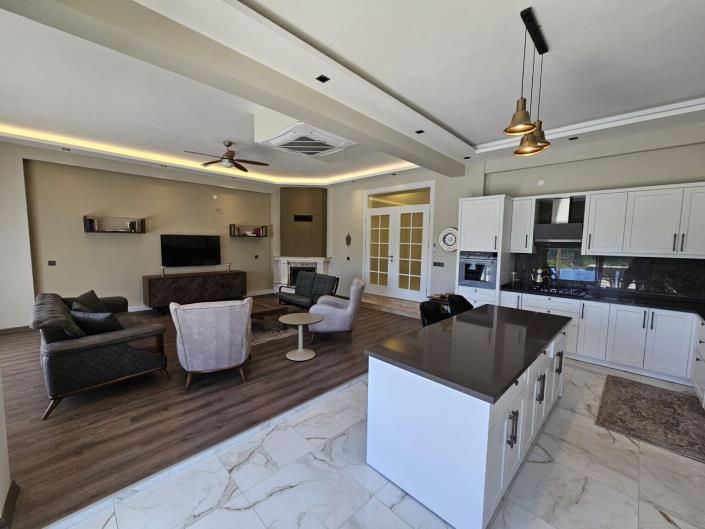 Image No.13-5 Bed Villa for sale