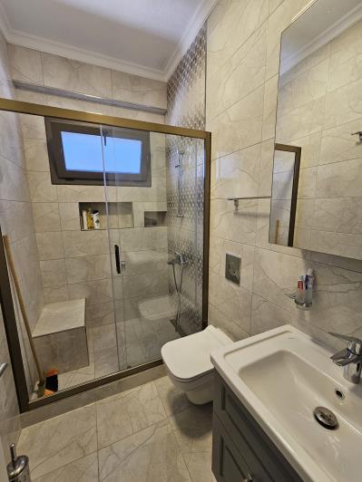 Image No.18-5 Bed Villa for sale