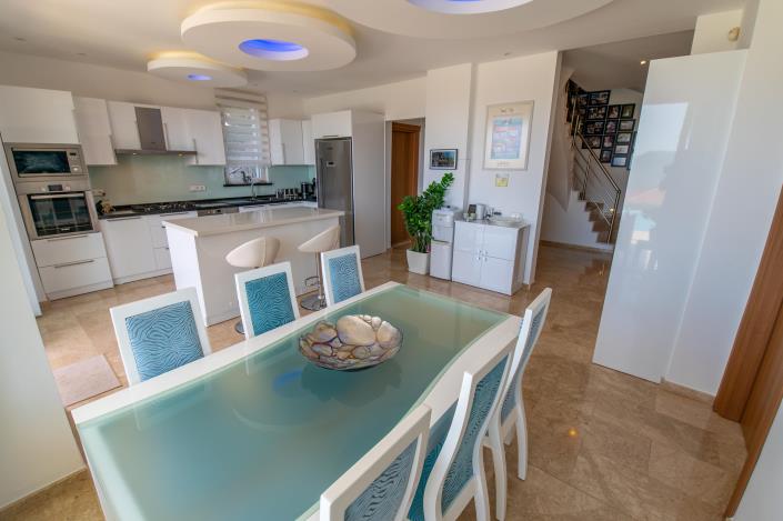 Image No.14-4 Bed Villa for sale