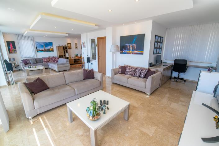 Image No.32-4 Bed Villa for sale