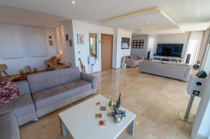 Image No.33-4 Bed Villa for sale