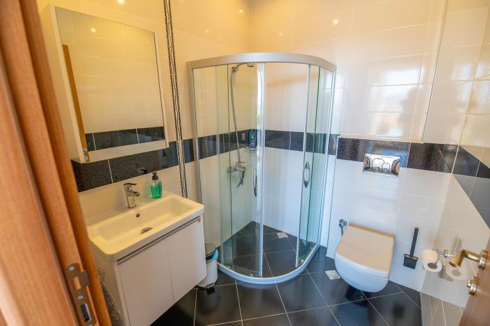 Image No.44-4 Bed Villa for sale