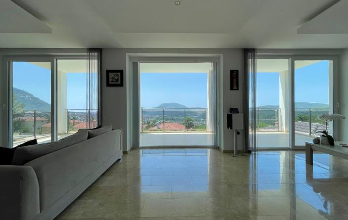 Image No.49-4 Bed Villa for sale