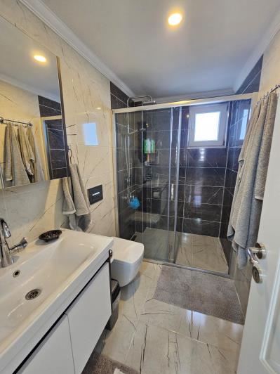 Image No.15-4 Bed Villa for sale