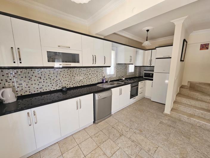 Image No.3-3 Bed Villa / Detached for sale