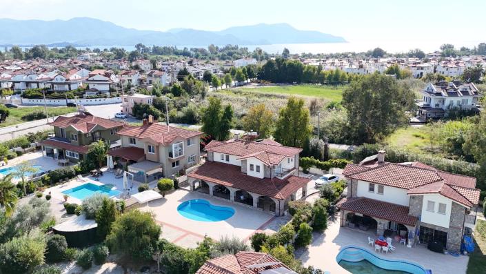 Image No.2-3 Bed Villa / Detached for sale