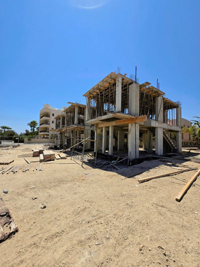 Image No.7-2 Bed House for sale